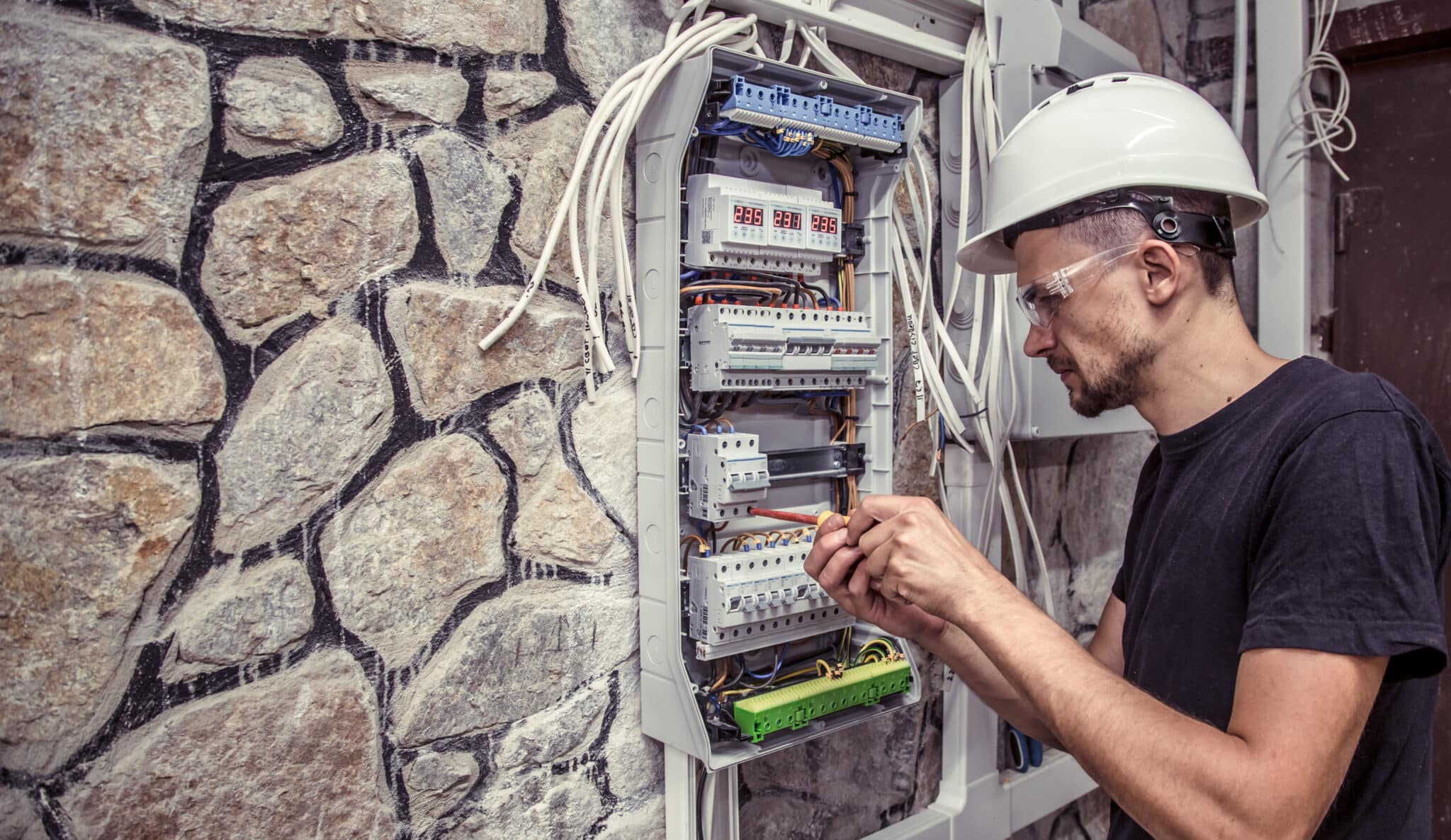 Habilitation électrique : électricité bâtiment